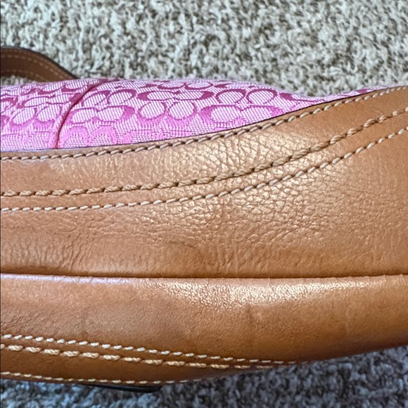 Coach SoHo Pink Shoulder Bag Large - Picture 8 of 15